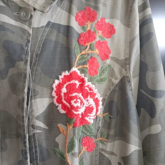 Camouflage jacket - Picture 2 of 4